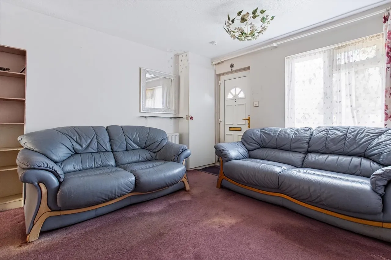 Canterbury Road, Worthing, photo 3