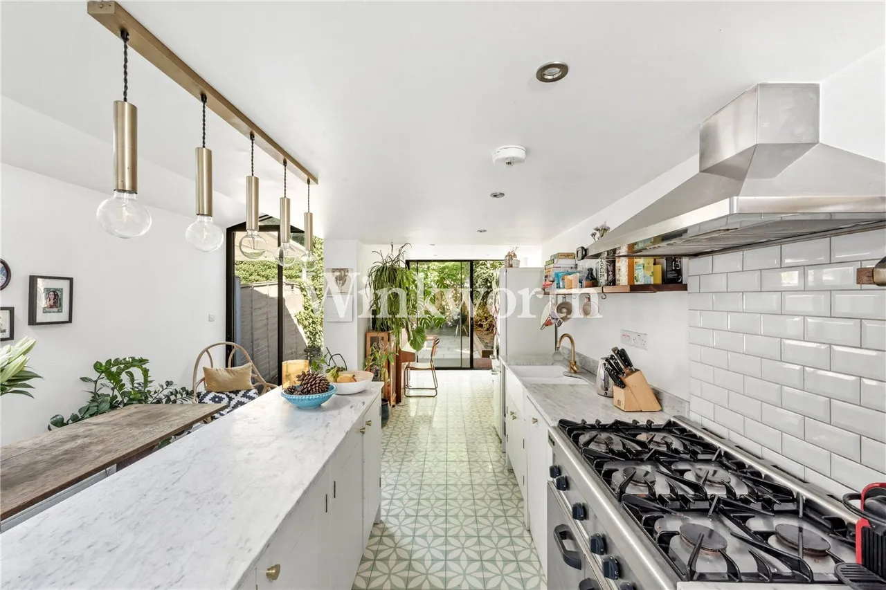 3 bed house for sale, Summerhill Road, London, N15
