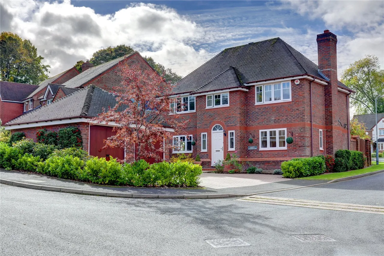 4 bed house for sale — Sundbury Rise, Bournville Village Trust, Northfield, Birmingham, B31 2EZ