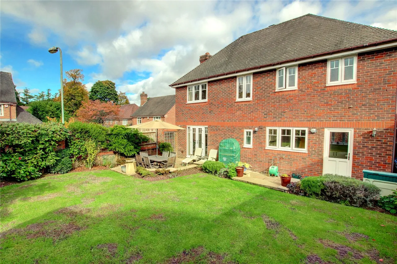 Sundbury Rise, Bournville Village Trust, Northfield, Birmingham, B31 2EZ, photo 24