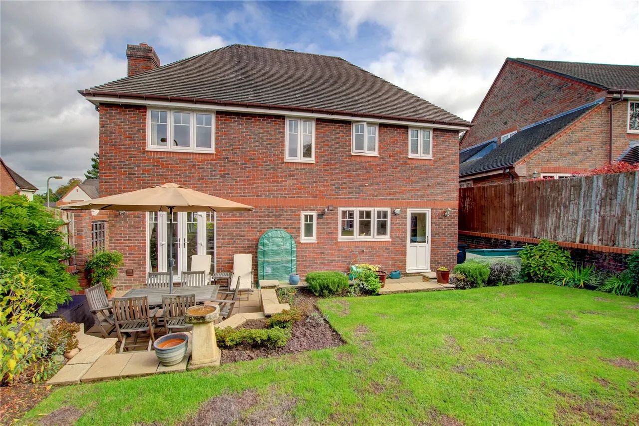 Sundbury Rise, Bournville Village Trust, Northfield, Birmingham, B31 2EZ, photo 23