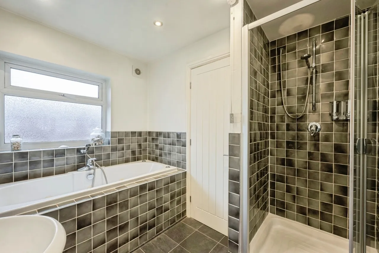 Wellington Grove, Doncaster, South Yorkshire, DN5, photo 15