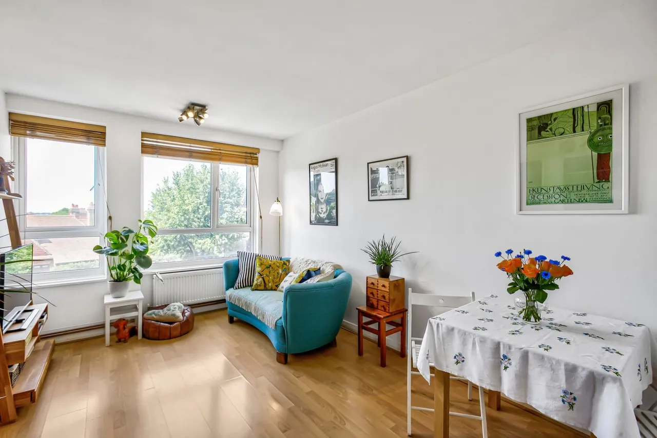 1 bed flat for sale — Heathfield Road, Earlsfield, London, SW18