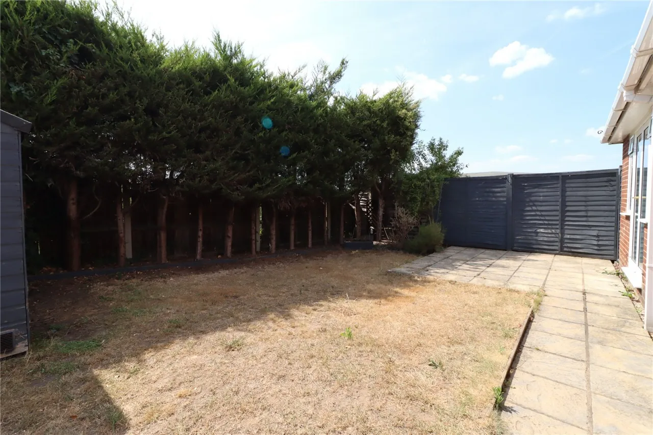 Anderson Avenue, Earley, RG6, photo 7