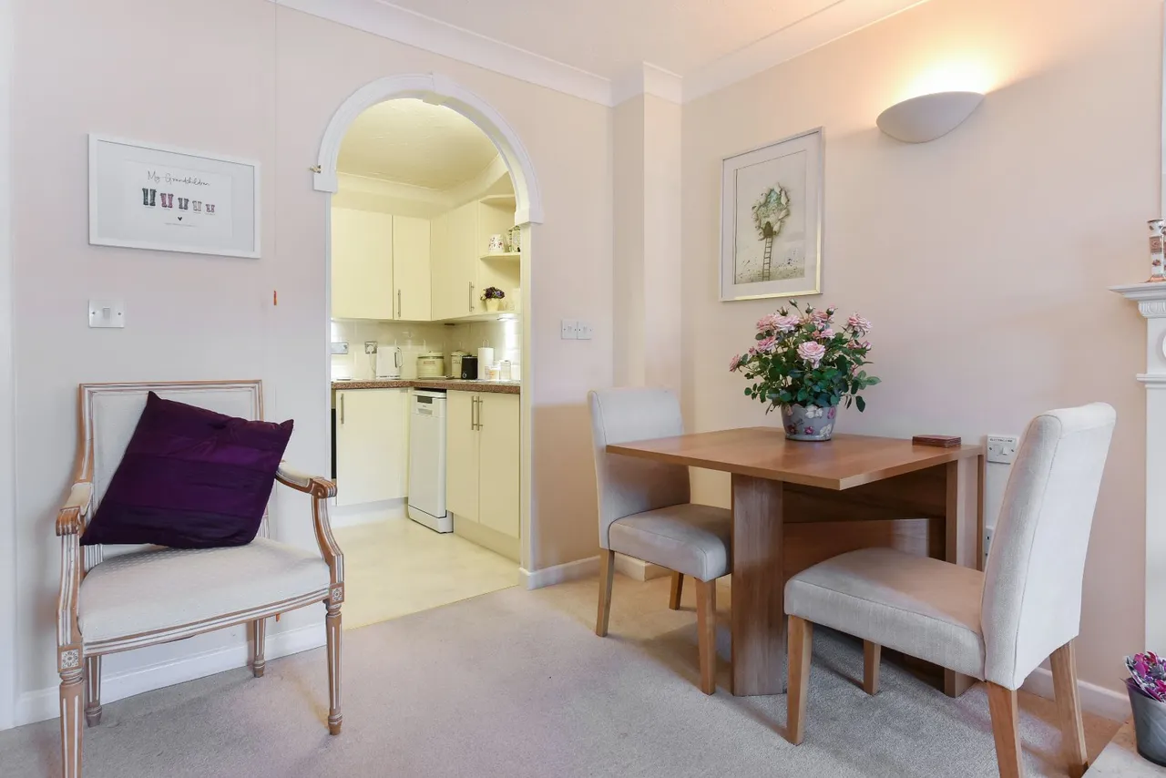 Mayfield Avenue, Whetstone, N12, photo 6