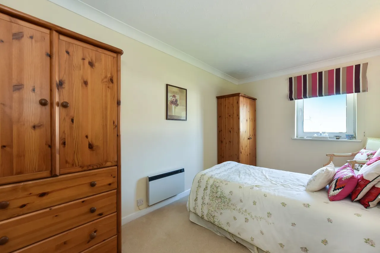 Mayfield Avenue, Whetstone, N12, photo 8