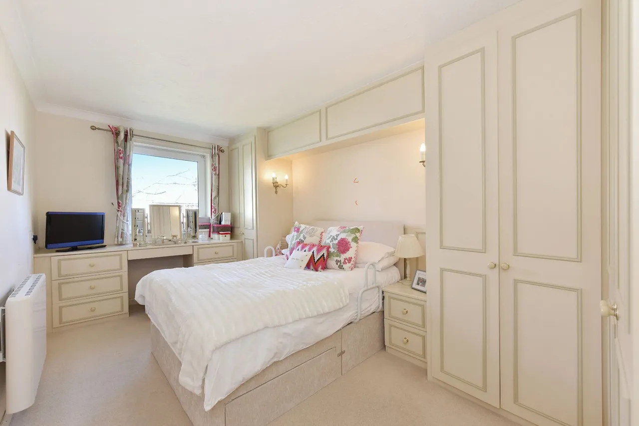 Mayfield Avenue, Whetstone, N12, photo 10