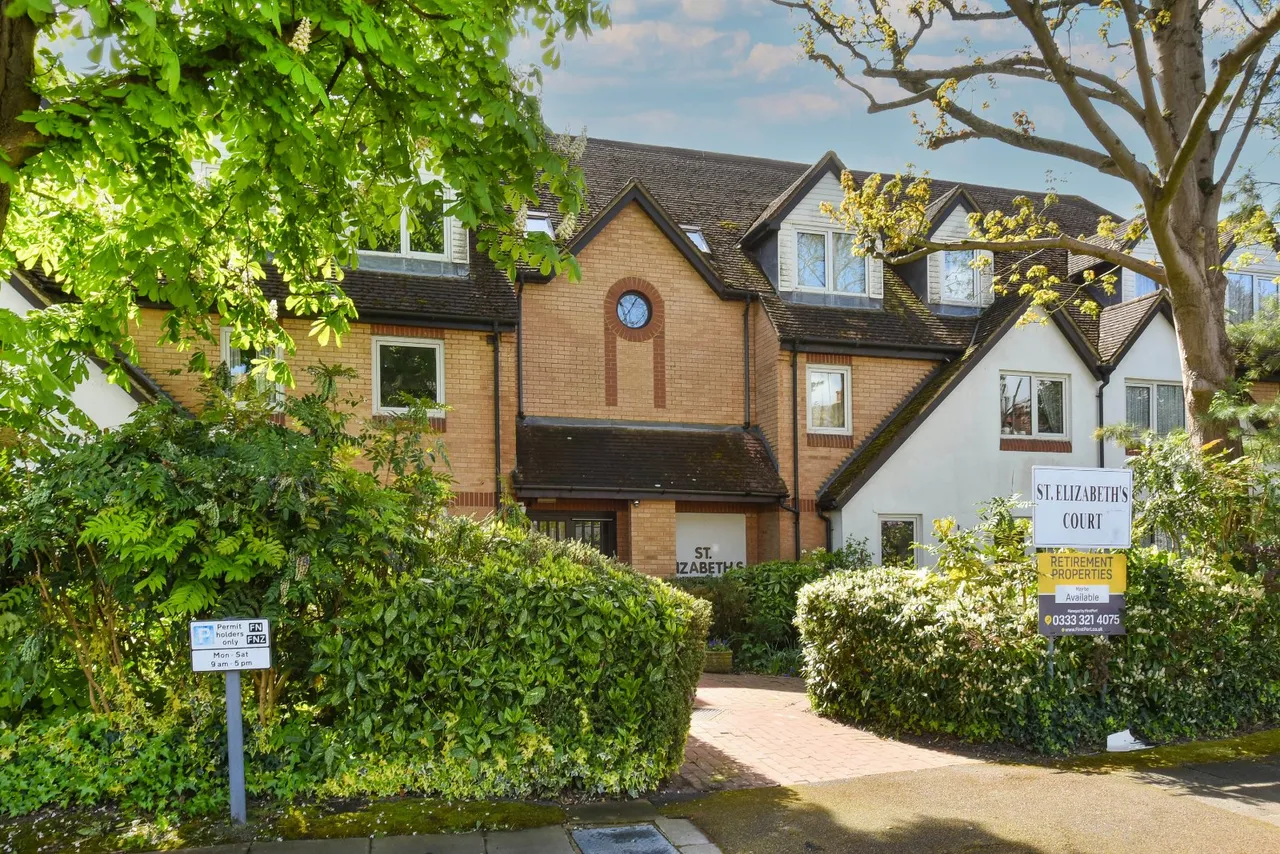 Mayfield Avenue, Whetstone, N12, photo 13