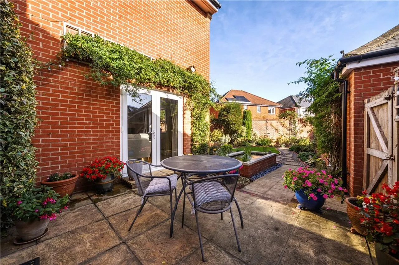 Foster Way, Romsey, SO51, photo 2