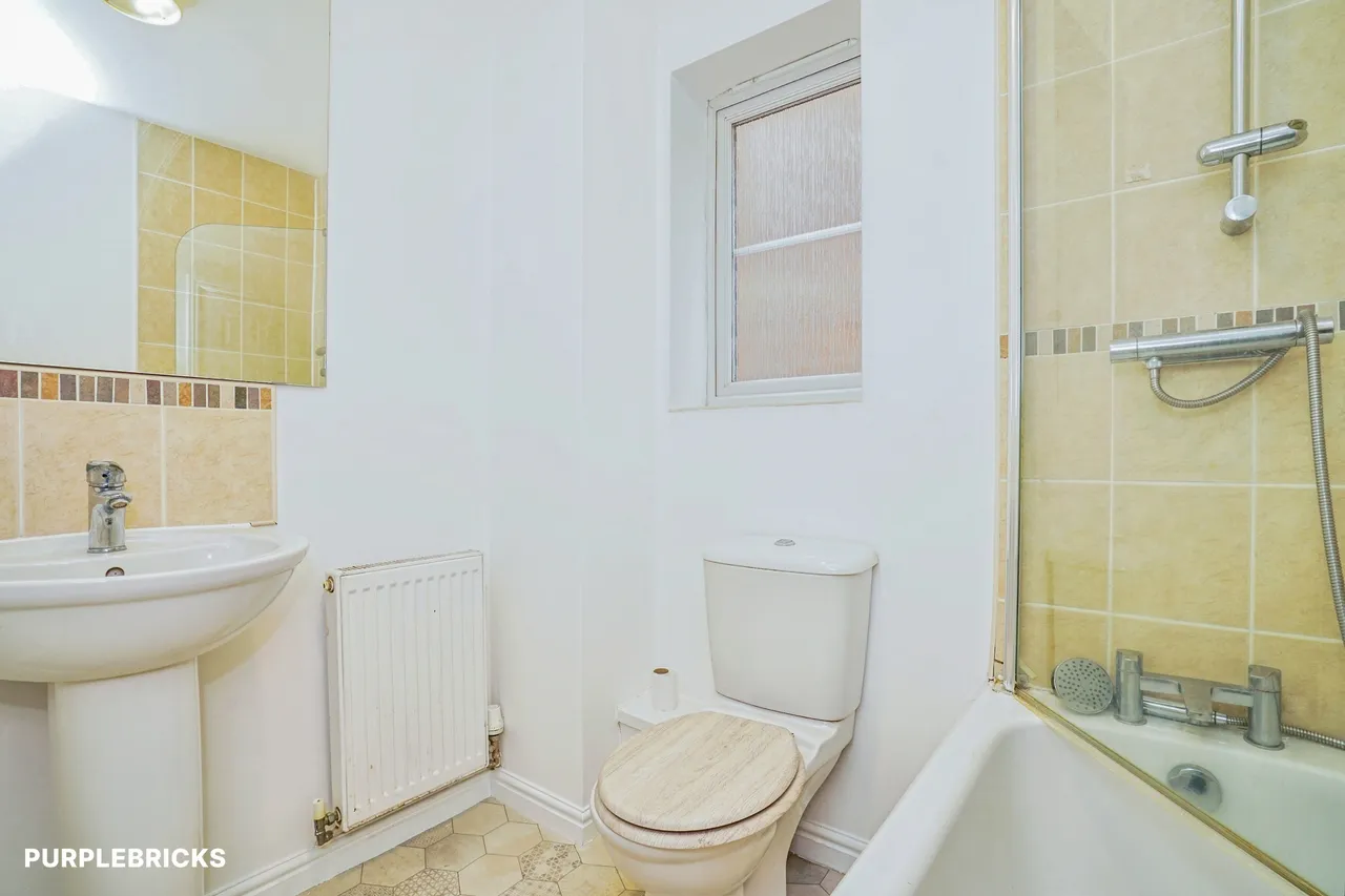 St. Mathew Way, Leeds, LS14, photo 14