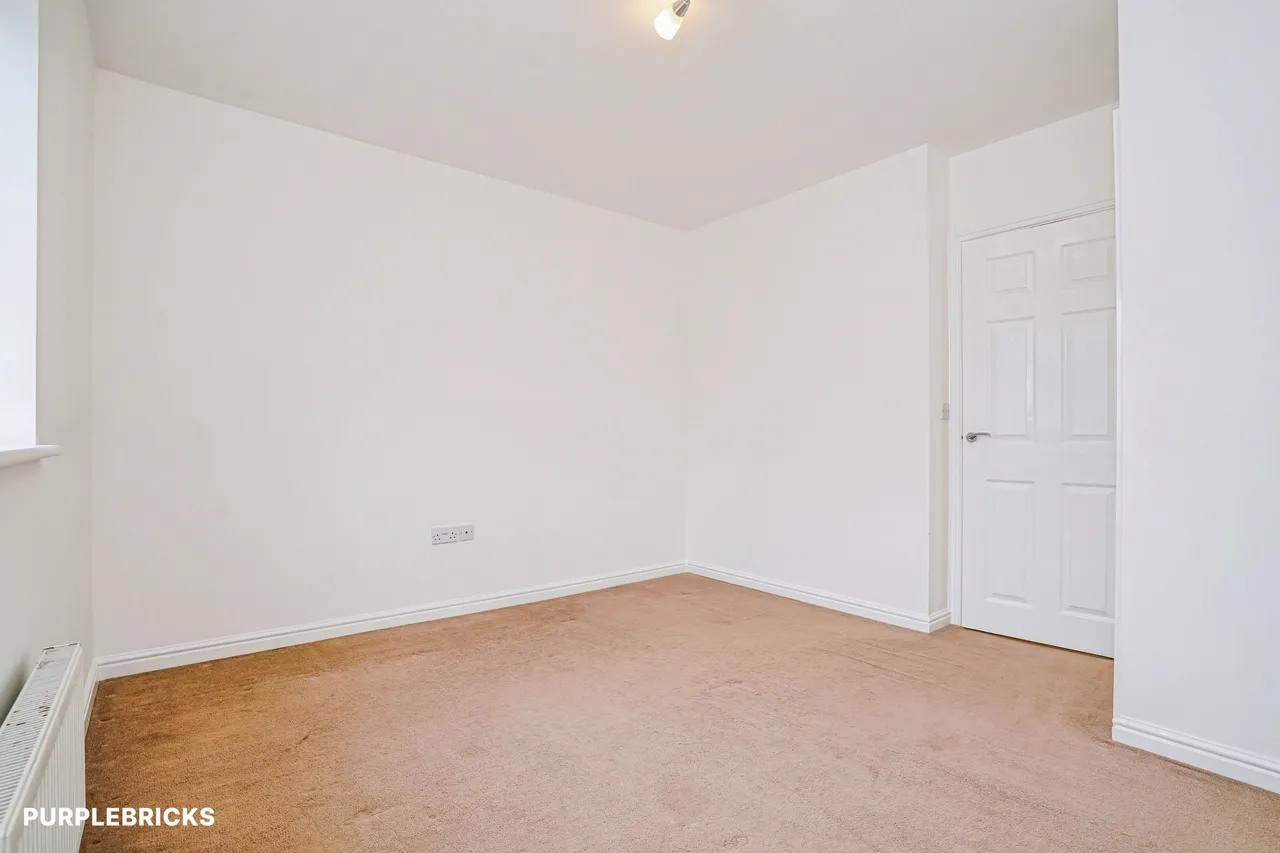St. Mathew Way, Leeds, LS14, photo 12