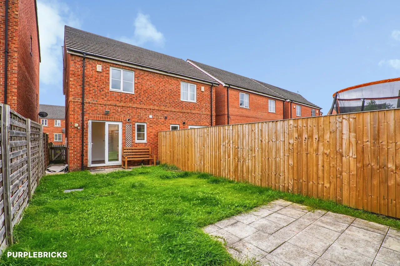 St. Mathew Way, Leeds, LS14, photo 18