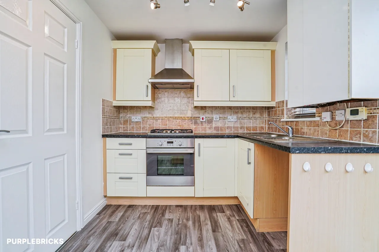 St. Mathew Way, Leeds, LS14, photo 3