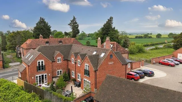 Yew Tree Courtyard, Nuneham Courtenay, OX44, photo 3