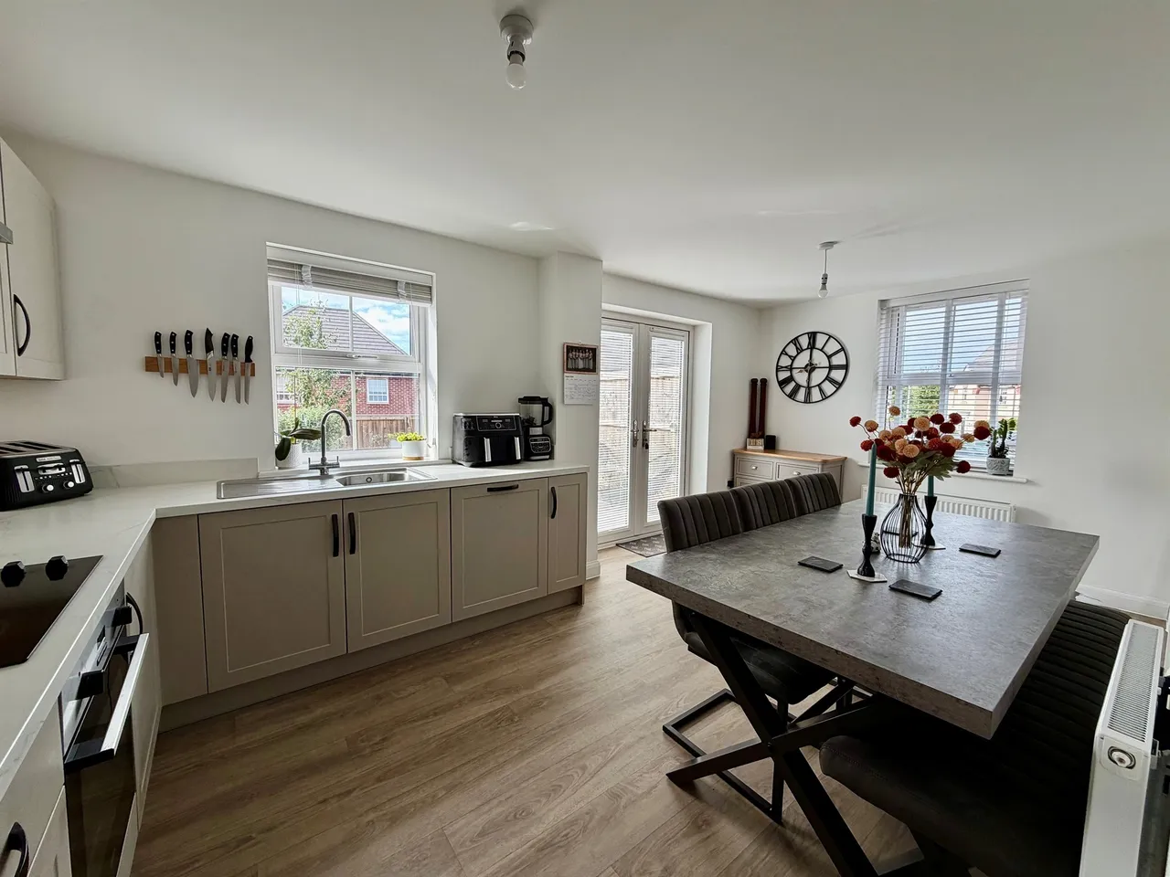 Clarissa Close, Tiverton, EX16, photo 3