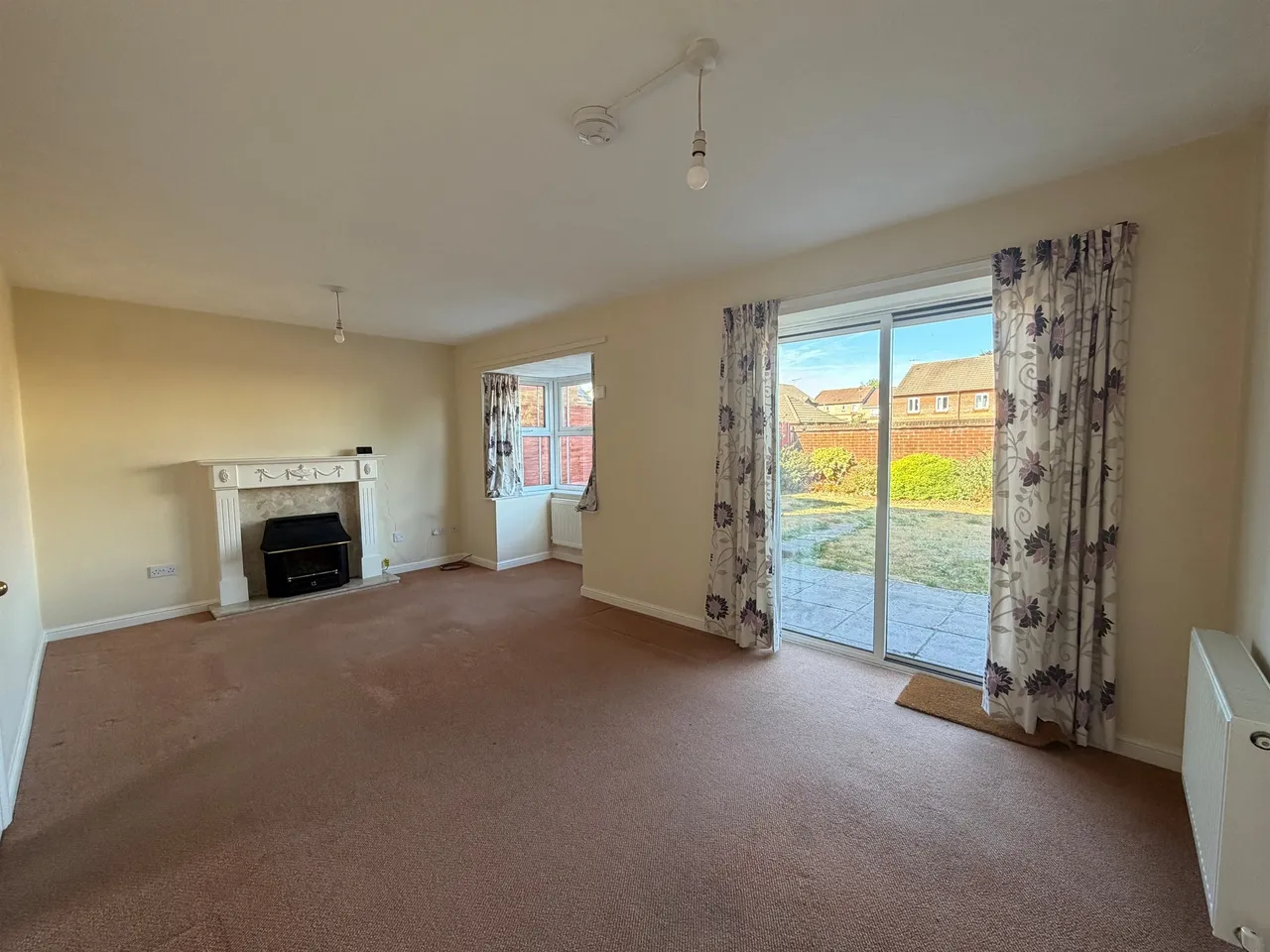 Nightingale Lawns, Cullompton, EX15, photo 2