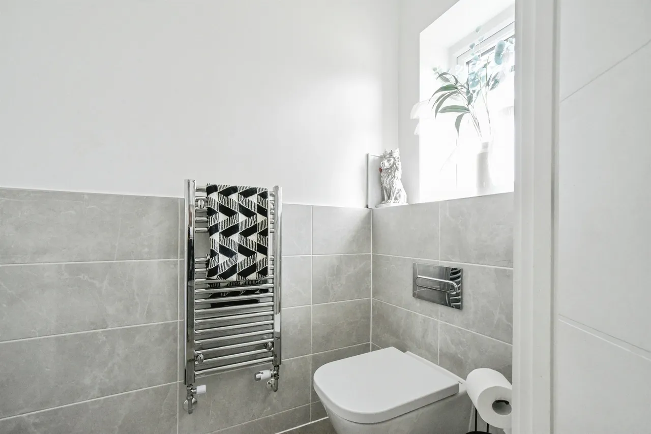 Raven Way, Shrivenham, SN6, photo 3