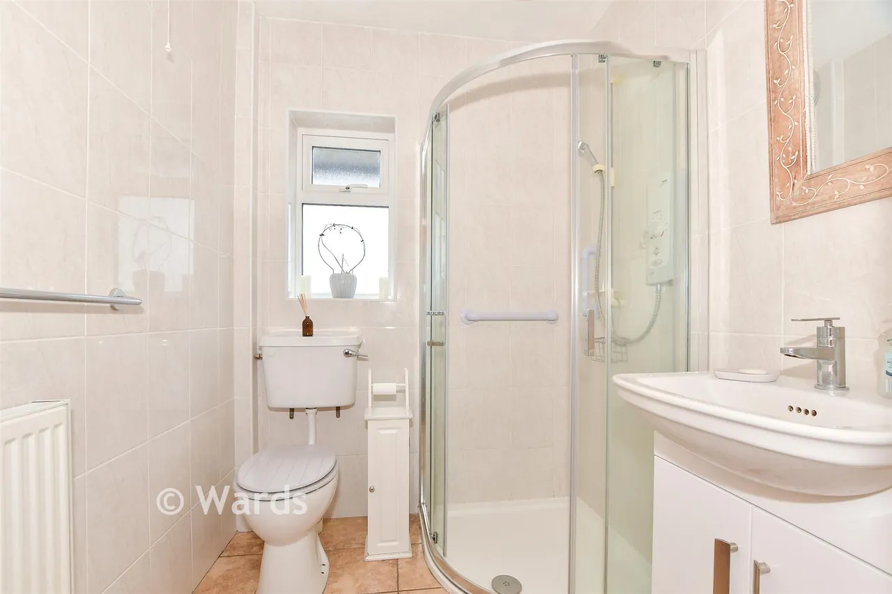 Linden Avenue, Herne Bay, CT6, photo 11