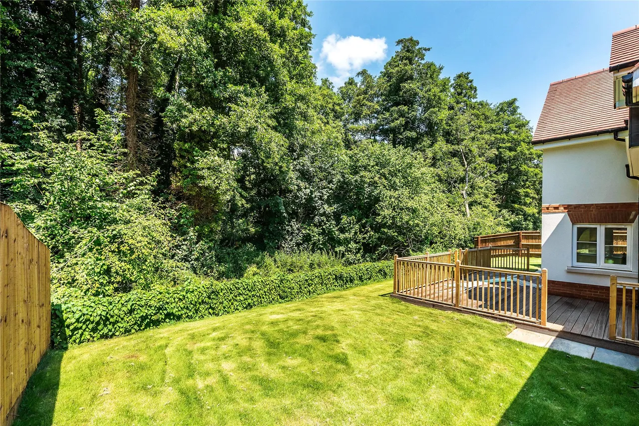 Ockford Road, Godalming, GU7, photo 4