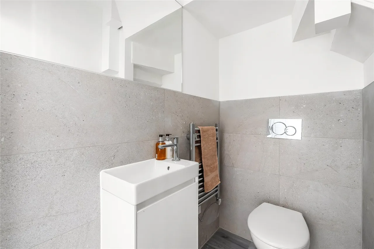Ockford Road, Godalming, GU7, photo 9