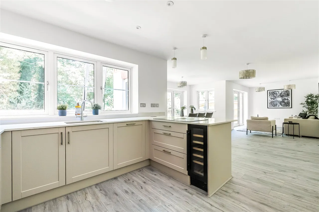 Ockford Road, Godalming, GU7, photo 6