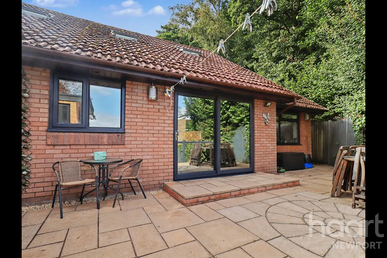 Primrose Court, Cwmbran, NP44, photo 28