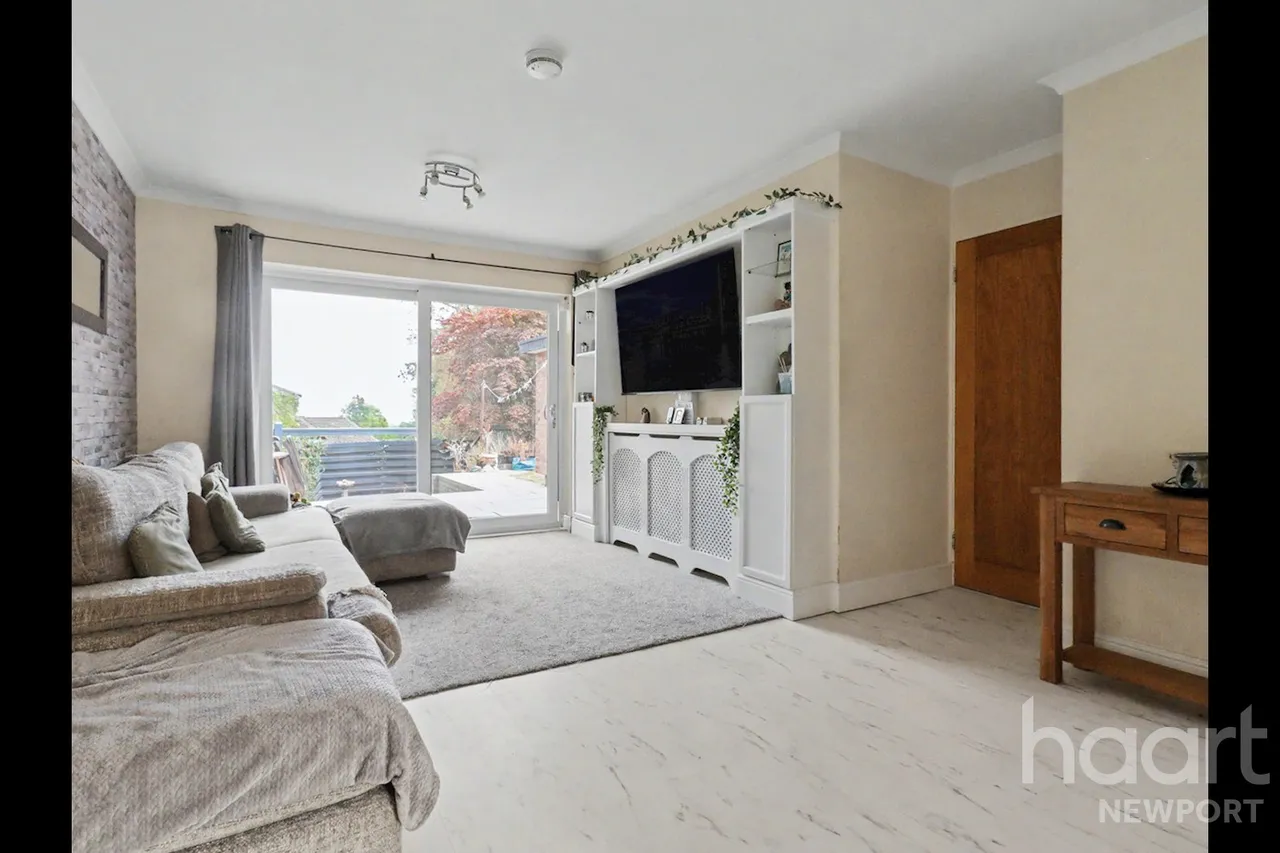 Primrose Court, Cwmbran, NP44, photo 6