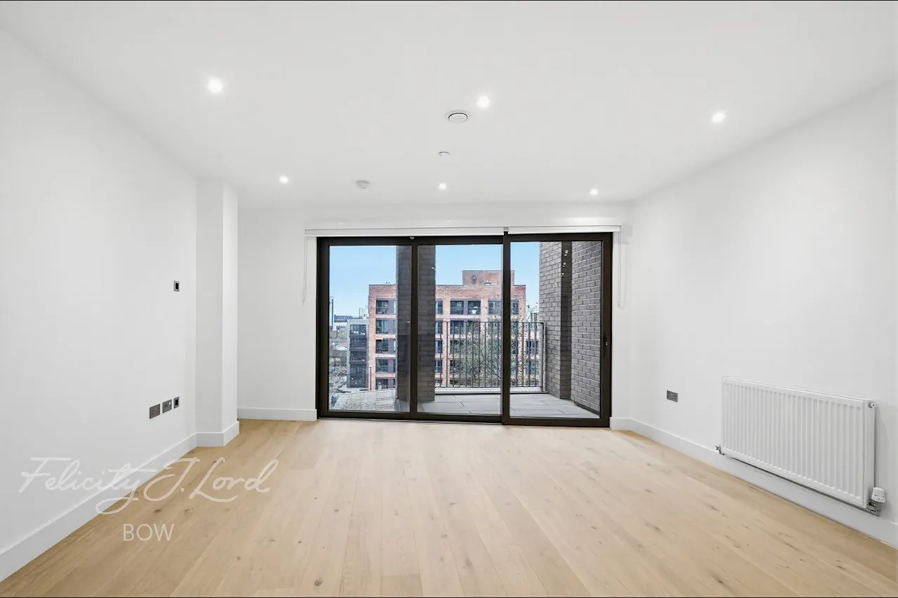 Trego Road, photo 2