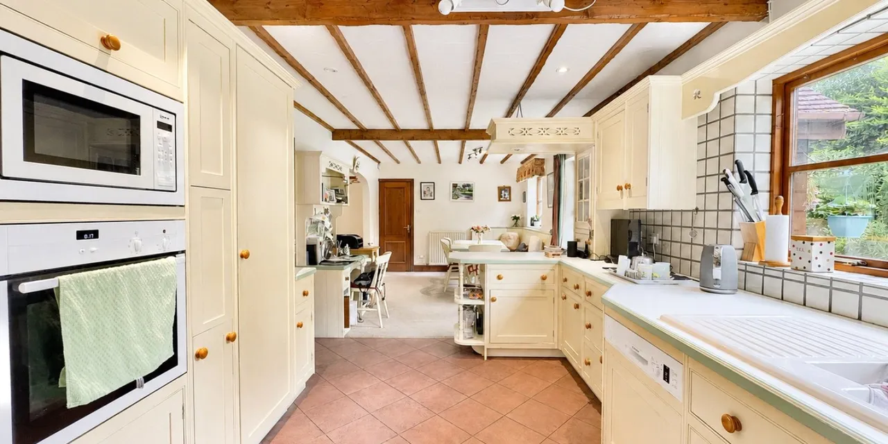 Telegraph Road, Heswall, CH60, photo 8