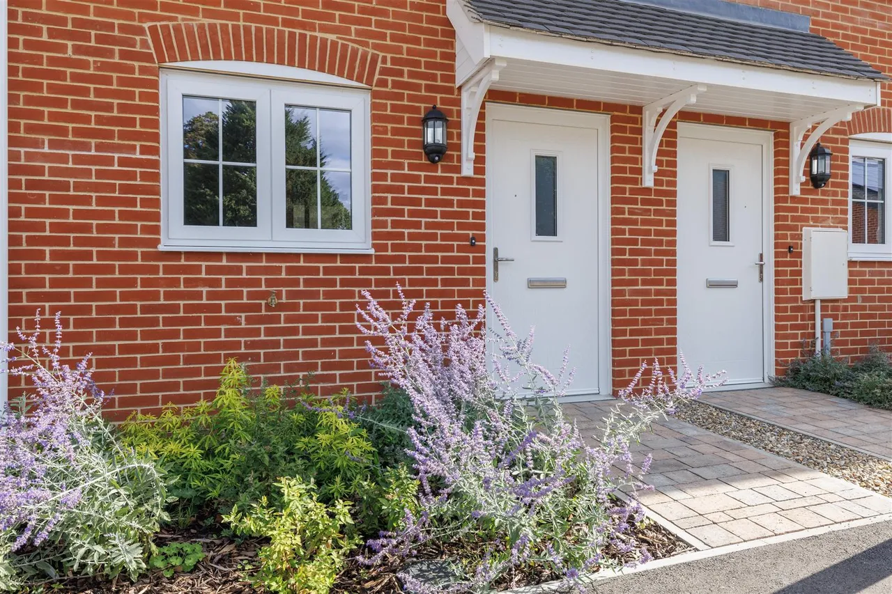 Rectory Gardens, Worlingham, NR34, photo 9