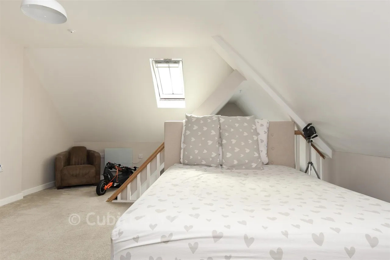 Ansell Road, Dorking, RH4, photo 6