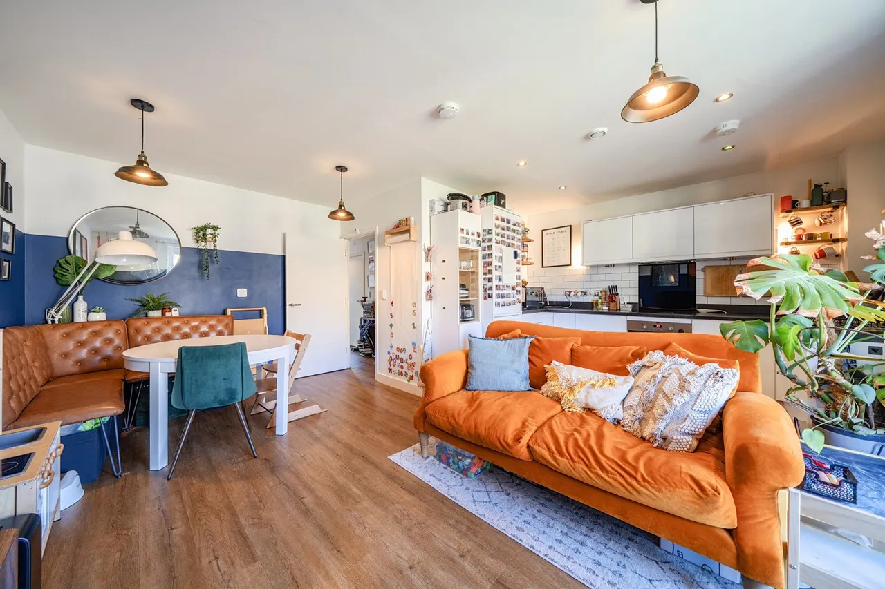 2 bed flat for sale — Apple Yard, SE20