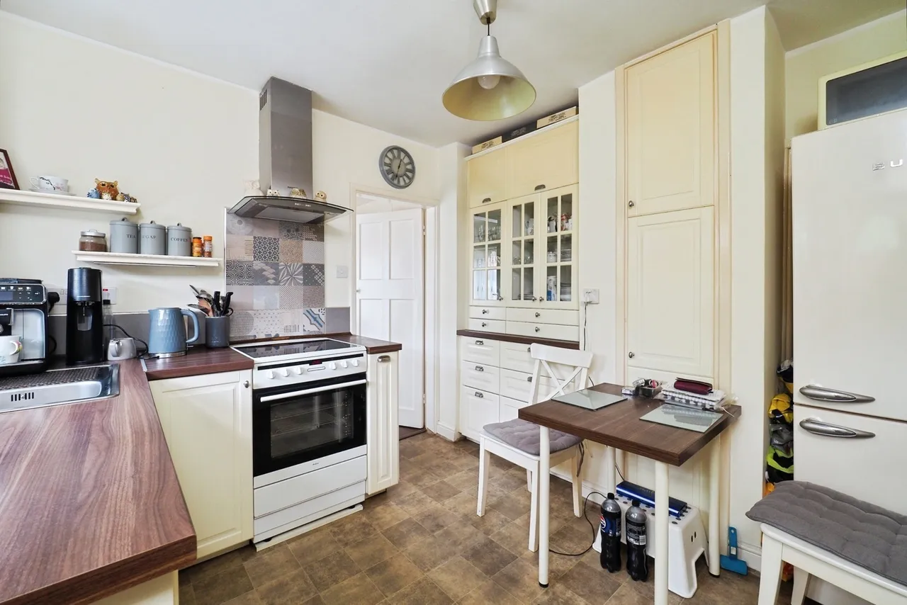 Hoylake Crescent, Bilborough, Nottingham, NG8, photo 6