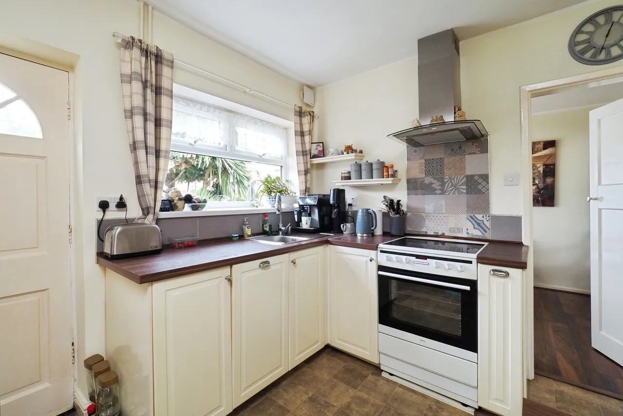 Hoylake Crescent, Bilborough, Nottingham, NG8, photo 4