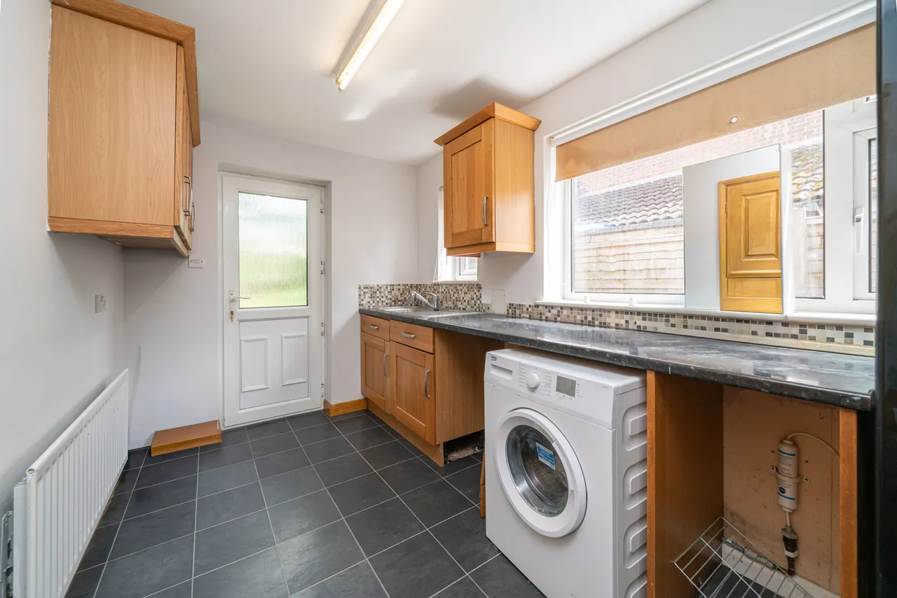 Middle Road, Aylesbury, photo 6