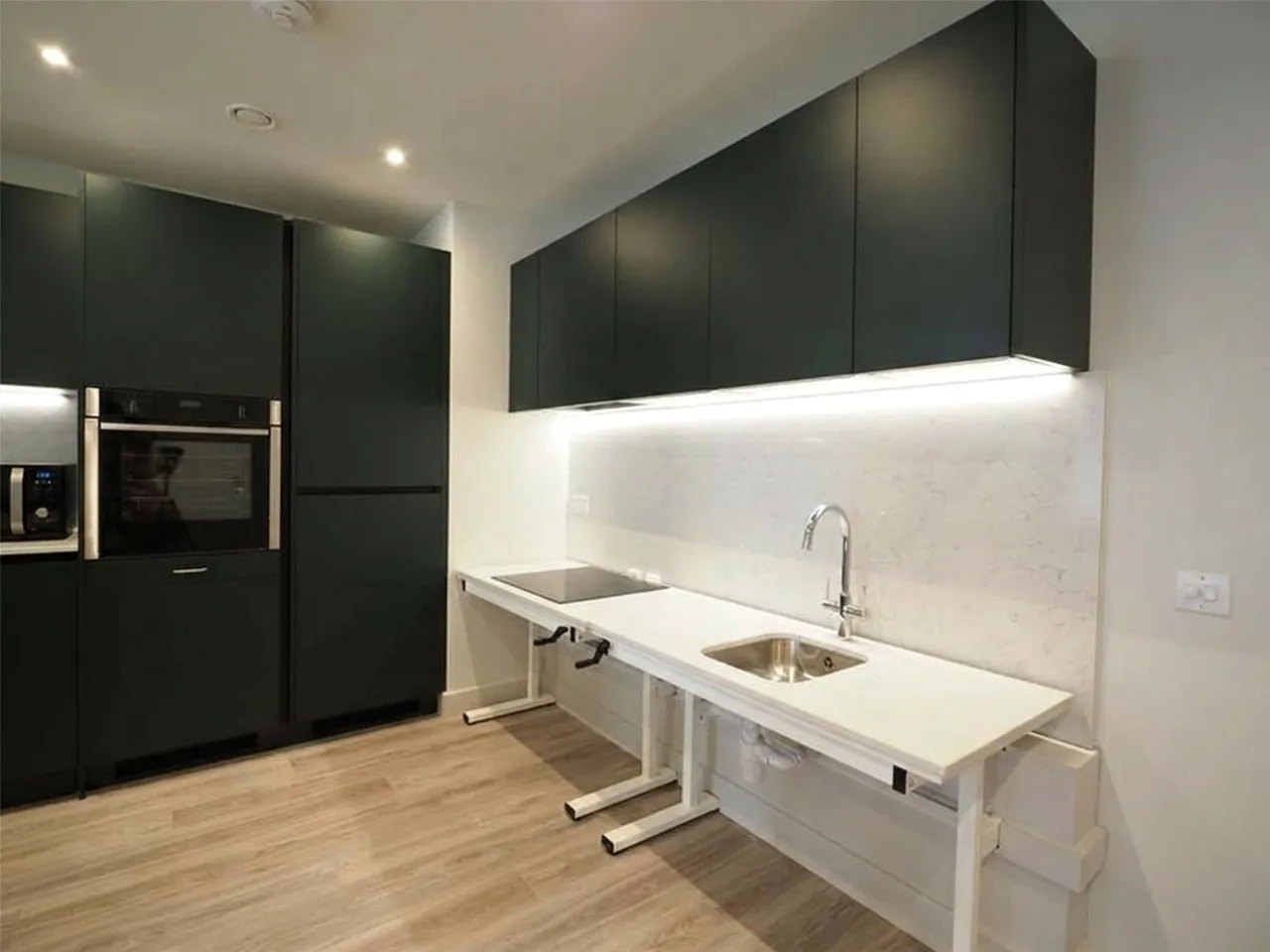 Boulevard Place, Hove, BN3 7RX, photo 4