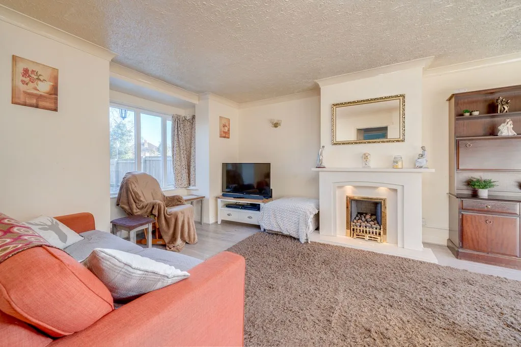 Cross Lane, Birkenshaw, BD11, photo 4
