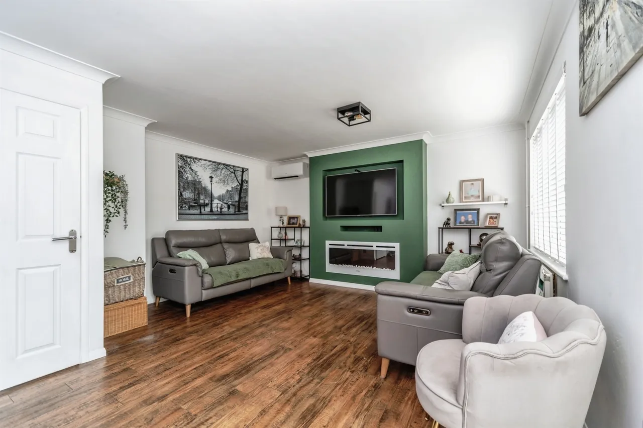 Westrope Way, Bedford, photo 2