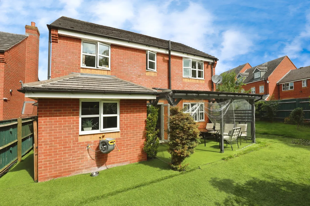 Ursuline Way, Crewe, CW2, photo 15