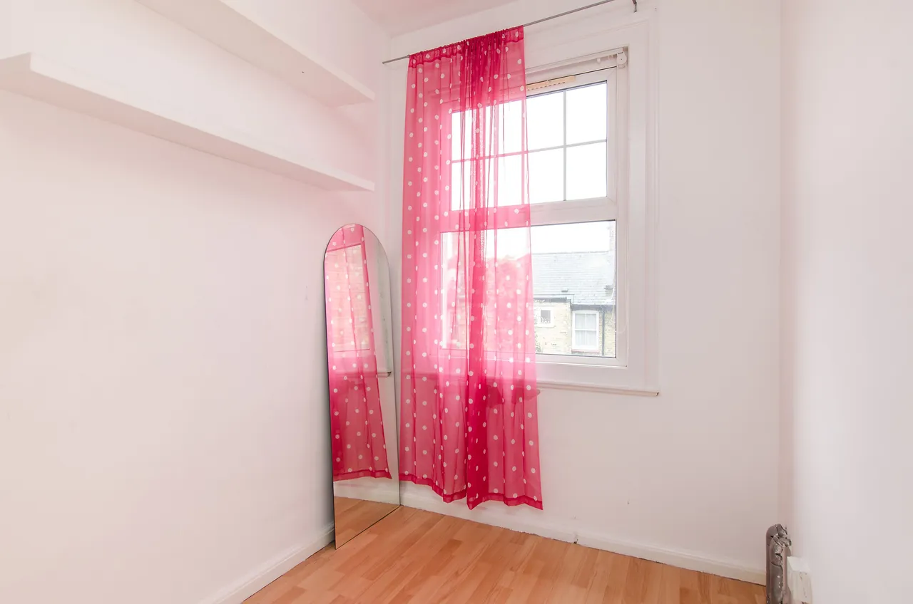 76 Coteford Street, London, photo 6