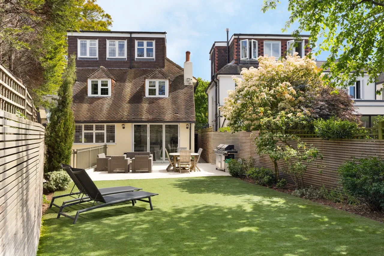 Parke Road, Richmond Upon Thames, SW13, photo 27