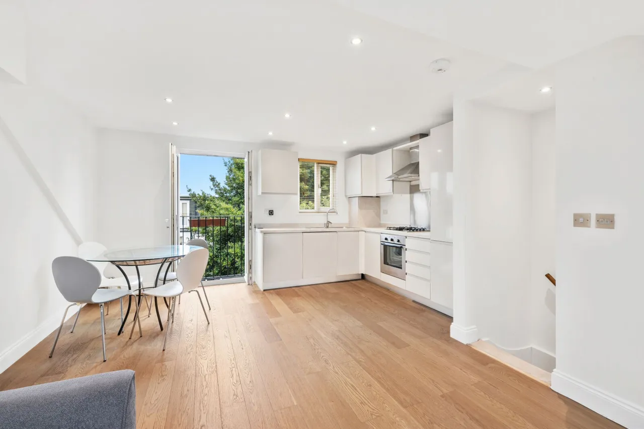 Gore Road, London, SW20, photo 10