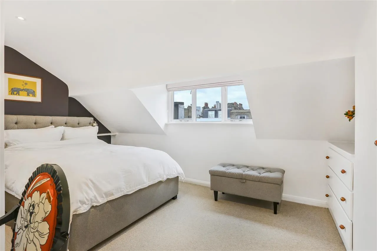 Marlborough Road, London, photo 5