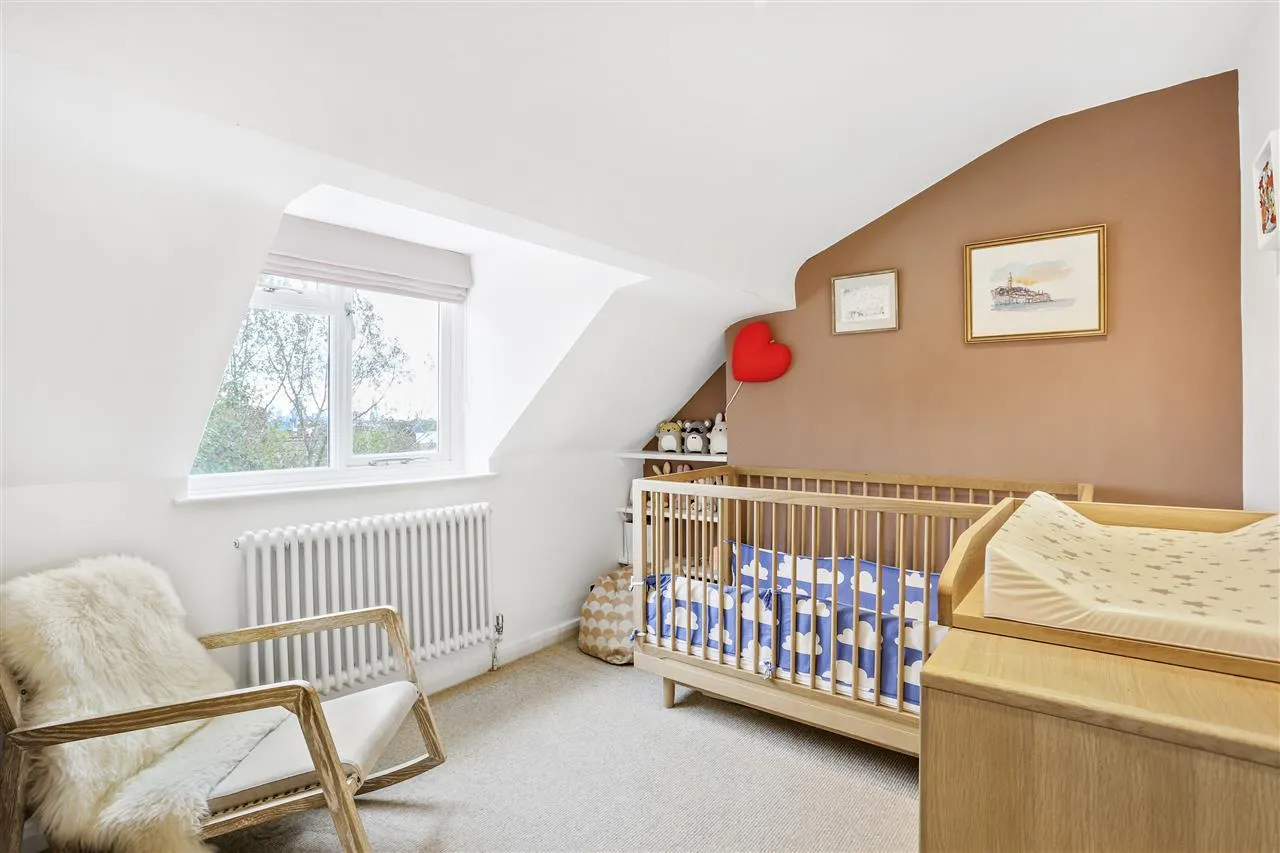 Marlborough Road, London, photo 8