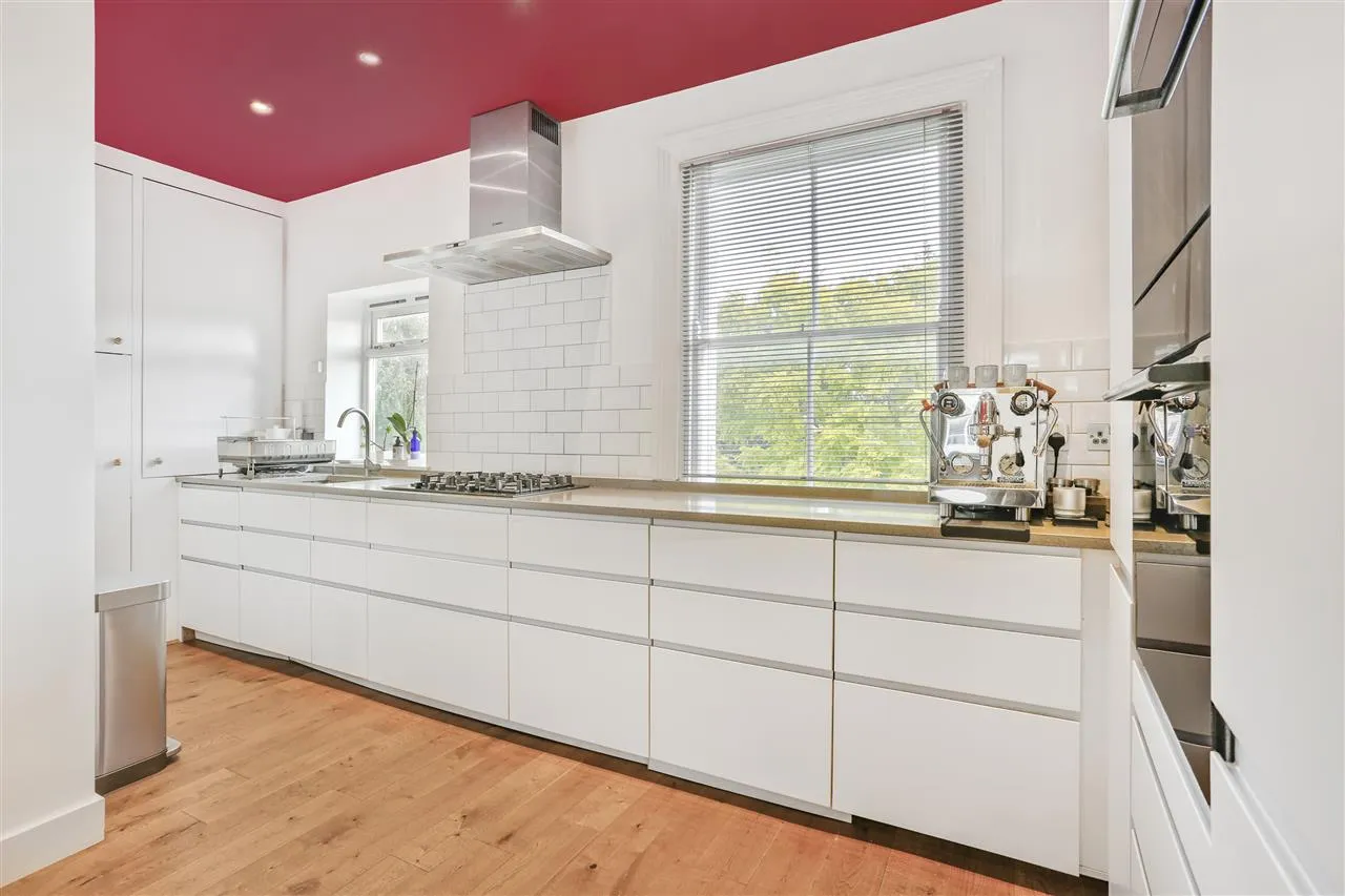 Marlborough Road, London, photo 12