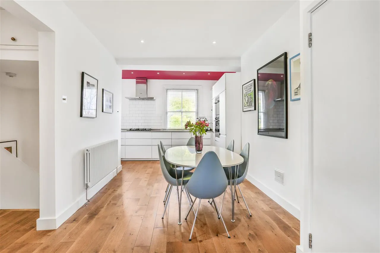 Marlborough Road, London, photo 4