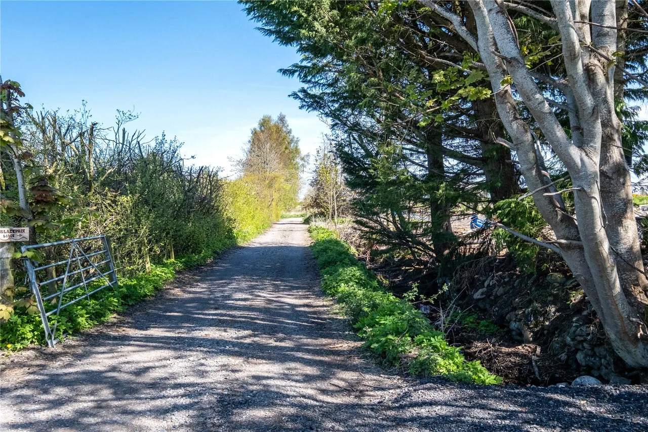 Plot 2, Black Park Farm, Westhill, Inverness, Highland, IV2 5BP, photo 6
