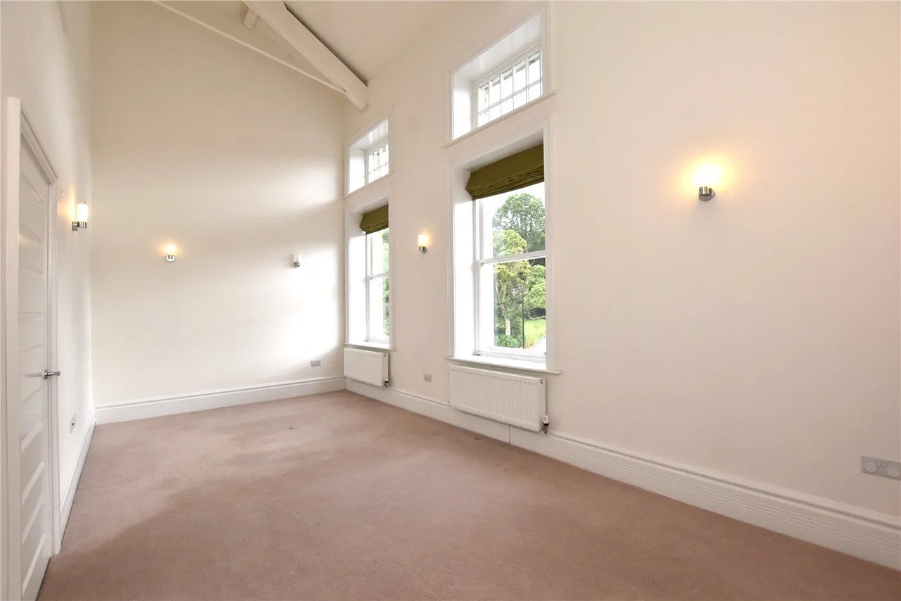 Norwood Drive, Menston, LS29, photo 3