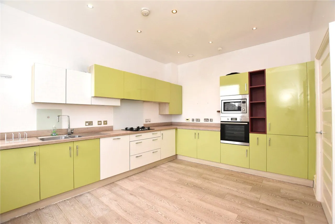 Norwood Drive, Menston, LS29, photo 5