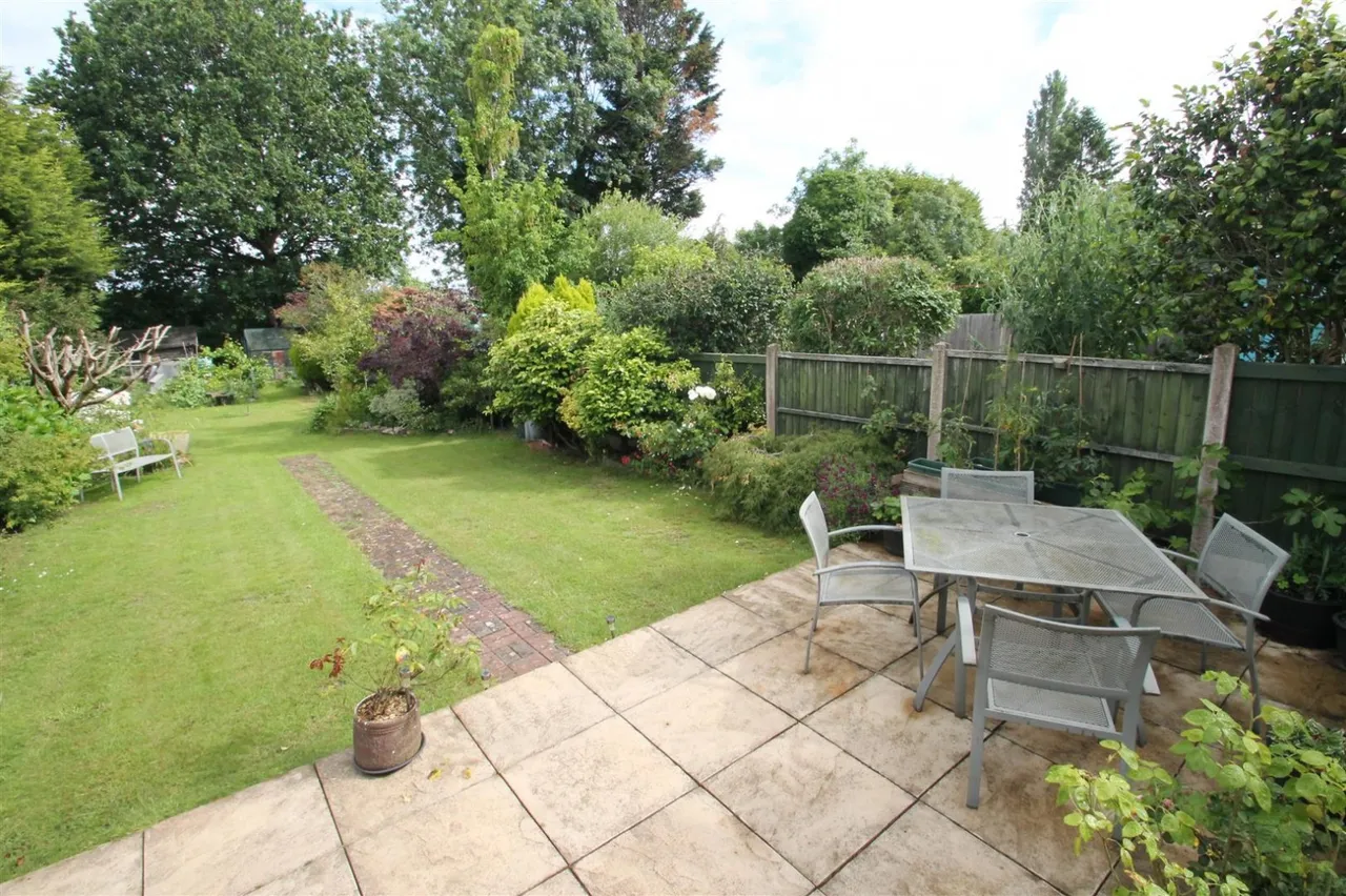 Greenhill Road, Halesowen, photo 5